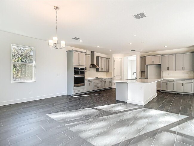 Building Photo - 410 S Westshore Blvd