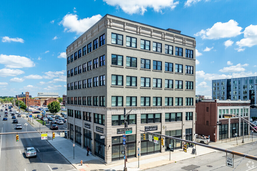 Building Photo - The Standard @ 174 E Long Street