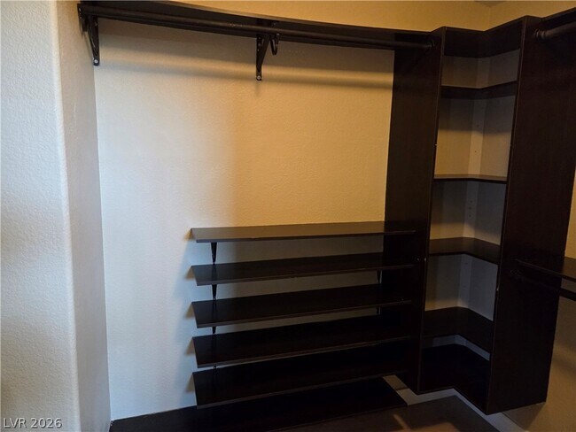 Building Photo - 3504 Lonesome Drum St