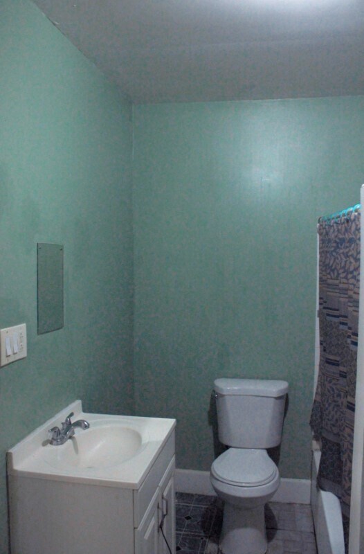 Building Photo - 50 Astoria St