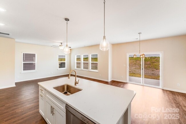 Building Photo - 2019 Sadler Wds Ln