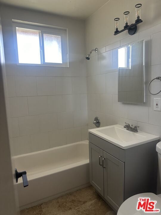 Building Photo - 22525 Del Valle St