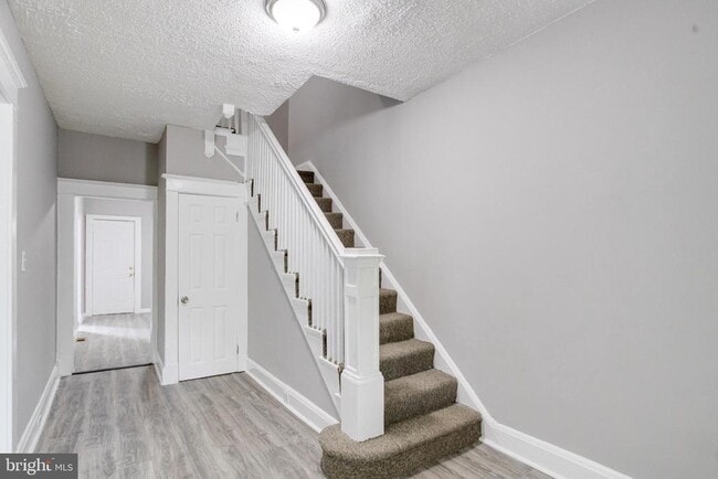 Building Photo - 2908 Oakley Ave