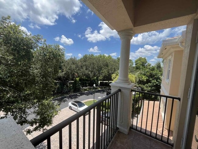 Building Photo - 12547 SE Old Cypress Dr