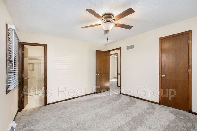 Building Photo - 7016 NW Blair Rd