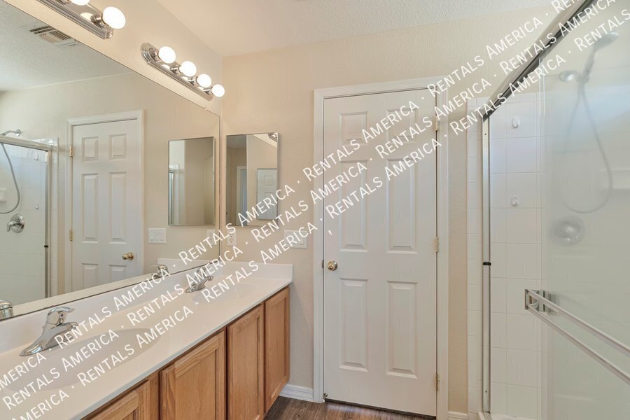 Building Photo - 50 E Camino Limon Verde