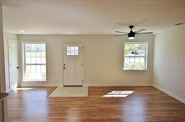 Building Photo - 1212 Neptune Dr