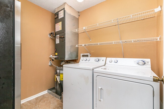 Building Photo - 5737 Whitaker Rd