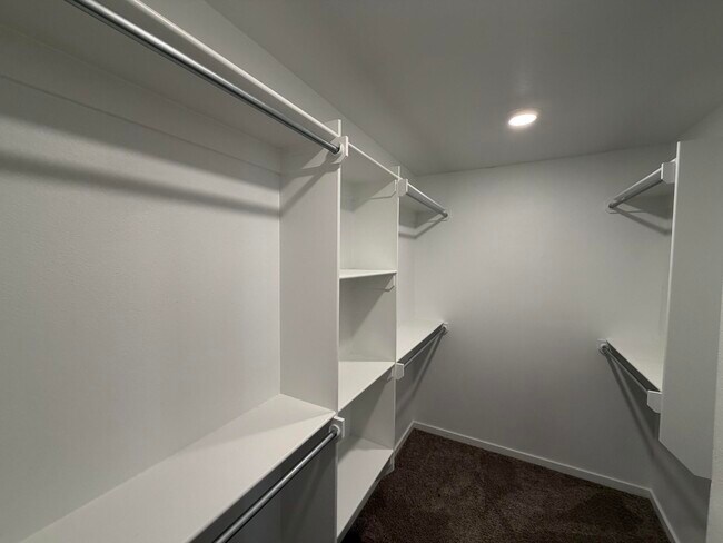 Building Photo - 1619 133rd St