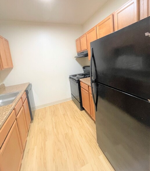 Building Photo - 6350 Forward Ave