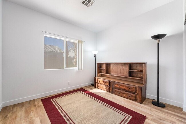 Building Photo - Silverado Ranch: Bright, Open Concept 3/2/2 Home with Downstairs Bedroom & Full Bath, Community Pool