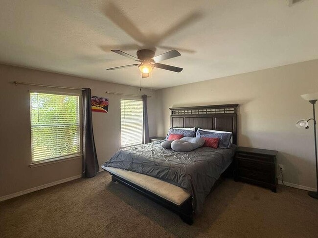 Building Photo - 4216 Shadow Ln