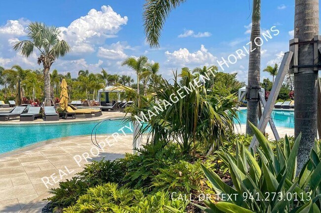 Building Photo - 17769 Crescent Moon Lp