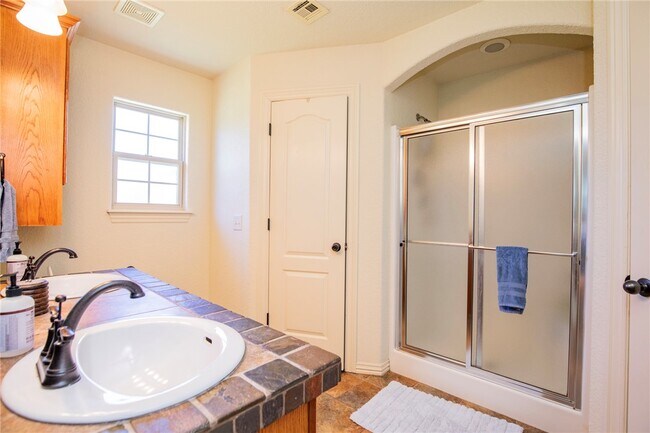 Building Photo - 3739 W Mahogany Dr