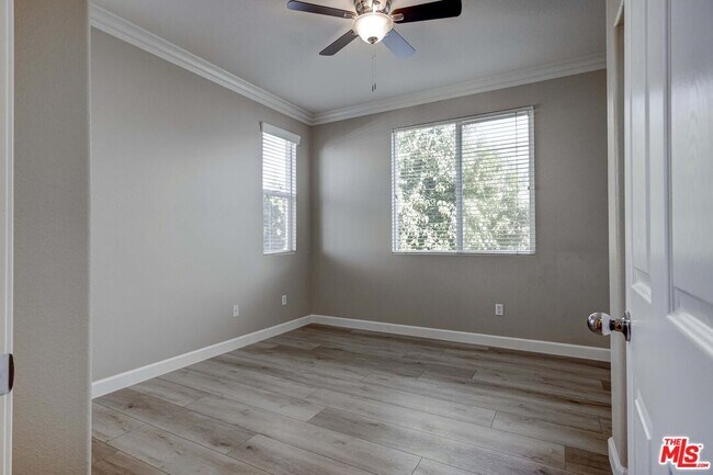 Building Photo - 11475 Fernside Ln