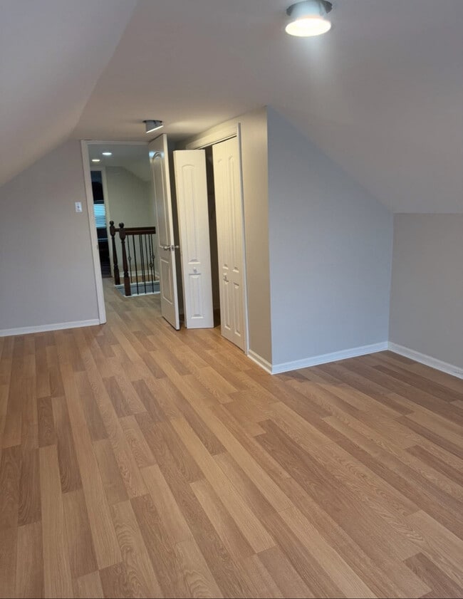 Building Photo - 3023 N Mason Ave