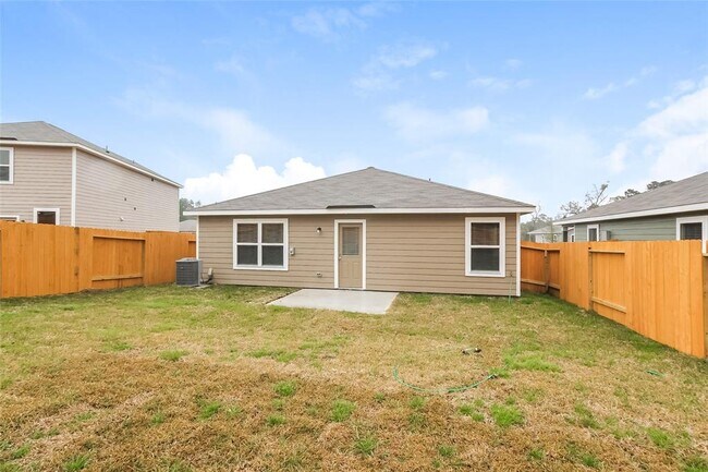 Building Photo - 27122 Leonardo Dr