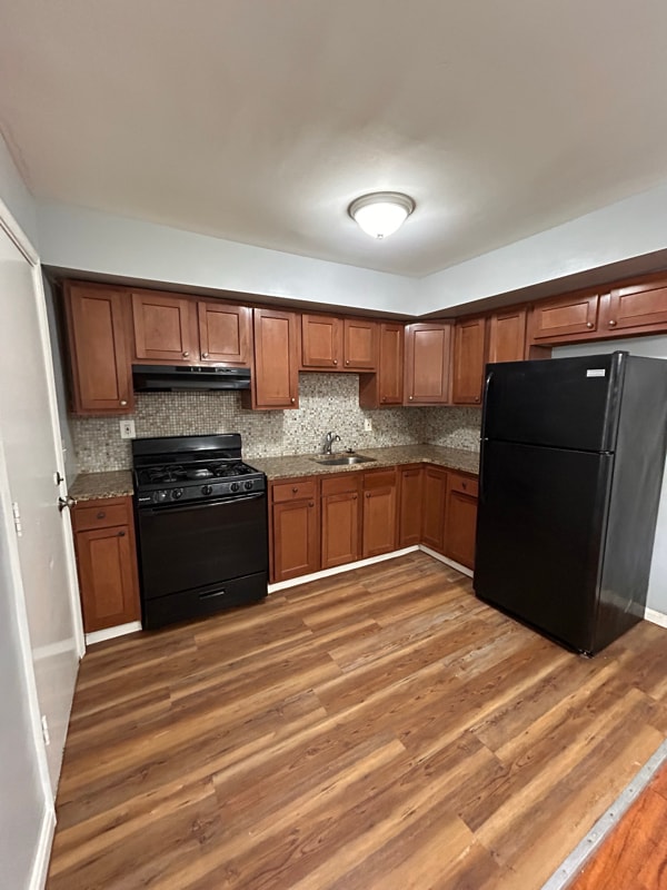 Building Photo - 1409 Nicolay Way