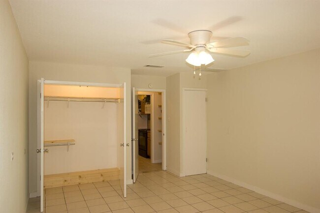 Building Photo - 5013 Cape Verde Cove