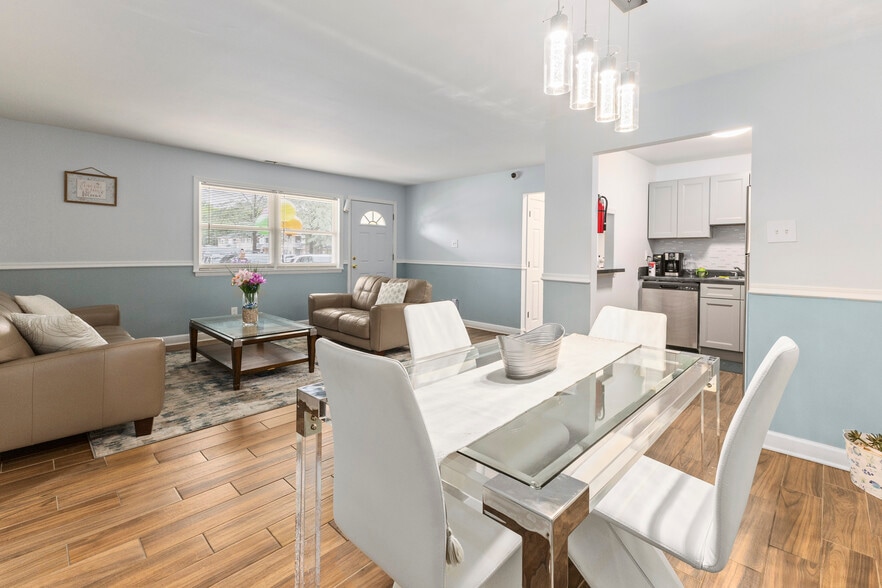 Building Photo - AW Urban Renewal LLC