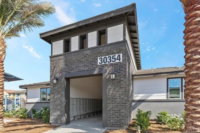 Building Photo - 30136 Bonita Spgs St