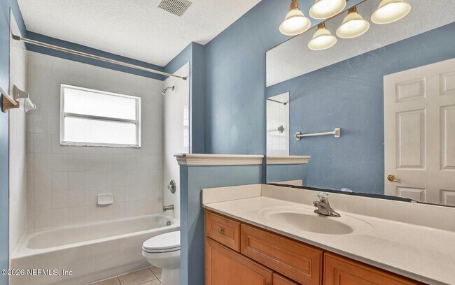 Building Photo - 11827 Crusselle Dr
