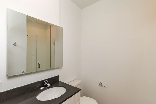 Building Photo - $1,130 | Studio Apartment - Fully Furnishe...