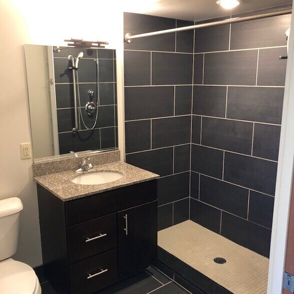 Bathroom - 468 Delaware Ave