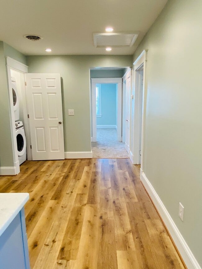 Building Photo - 2507 Seminary Ave