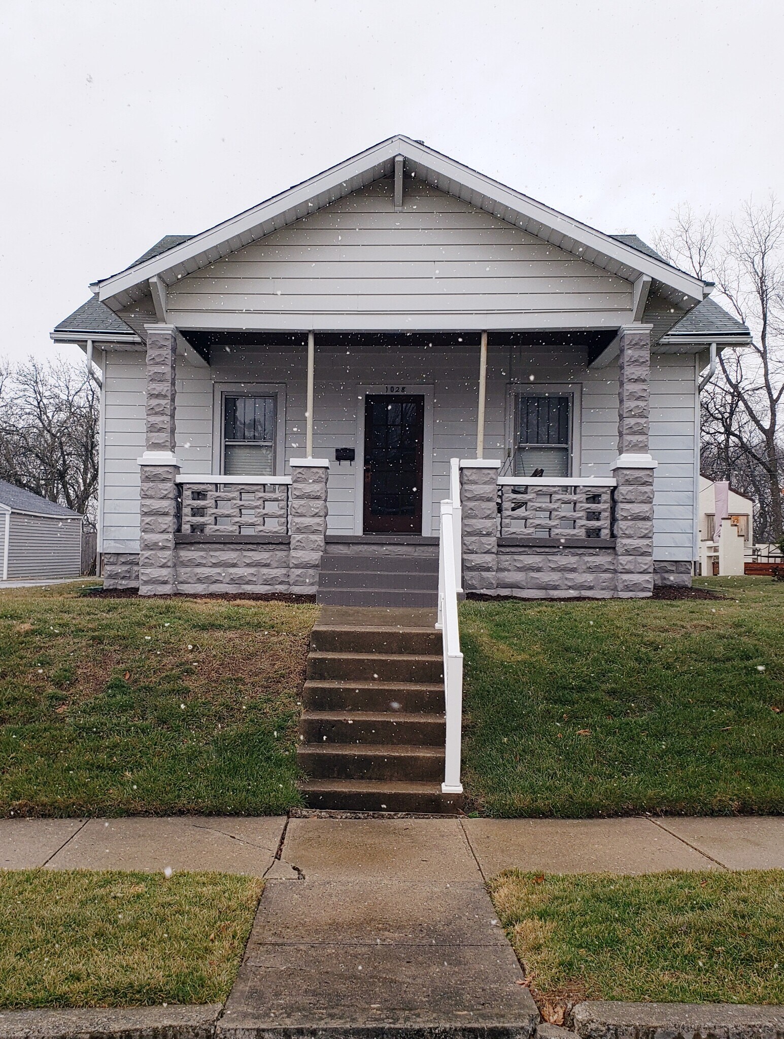 Building Photo - 1028 Highland Ave