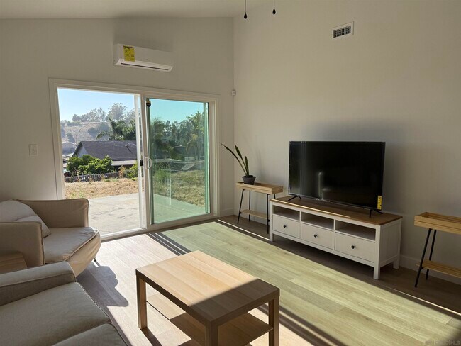 Building Photo - 664 Carefree Dr