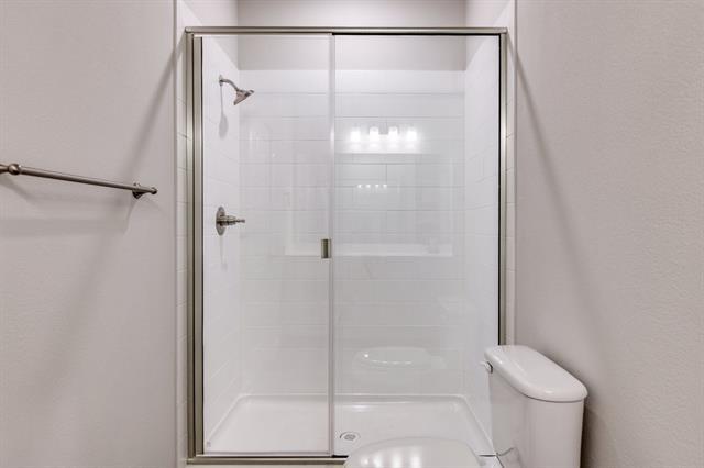 Building Photo - 748 Wheatfield Dr