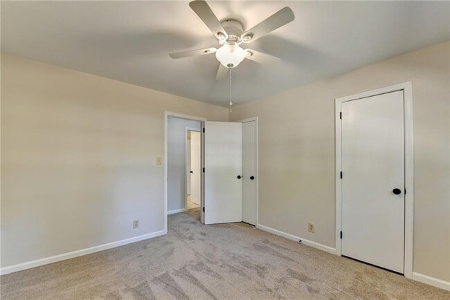 Building Photo - 478 Dorsey Cir SW