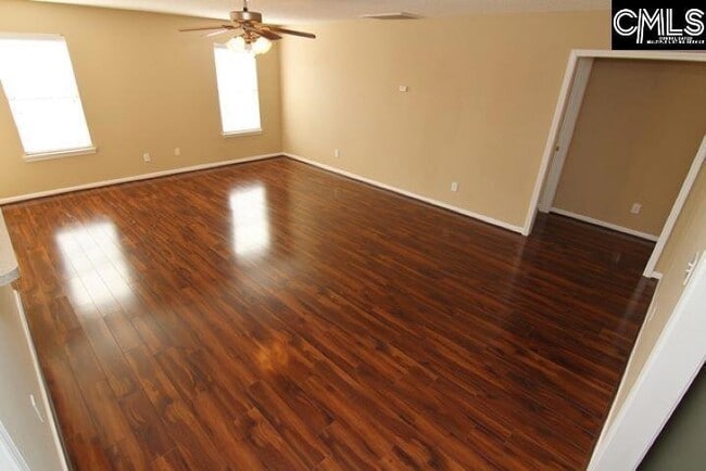 Building Photo - 5 Redbrush Ct