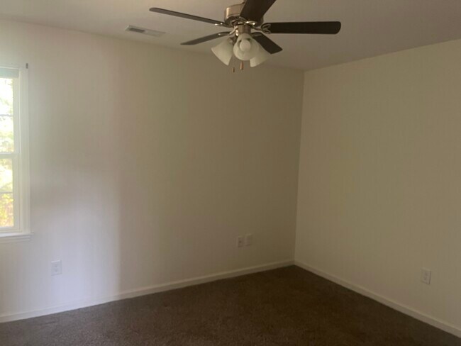 Bedroom - 101 Loganshire Way