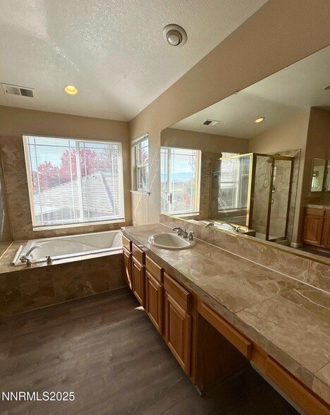 Building Photo - 6982 Poco Bueno Cir