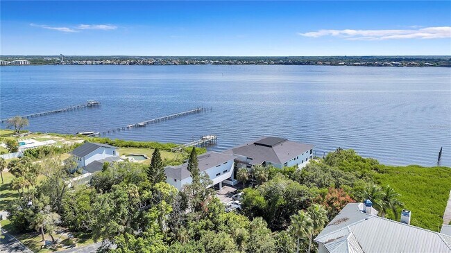 Building Photo - 4403 7th St E