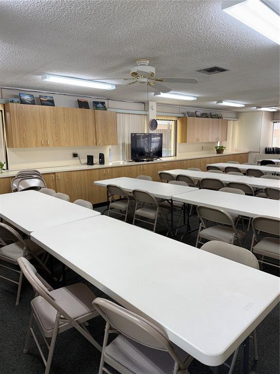 Building Photo - 9433 Harbor Greens Way