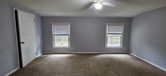 Building Photo - 1117 Appian Way