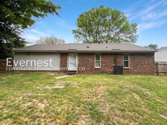 Building Photo - 6445 Collinwood Rd