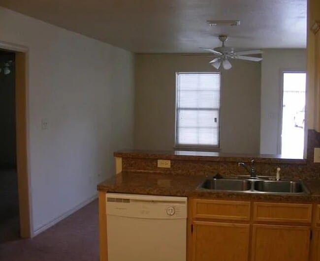 Building Photo - Willis A