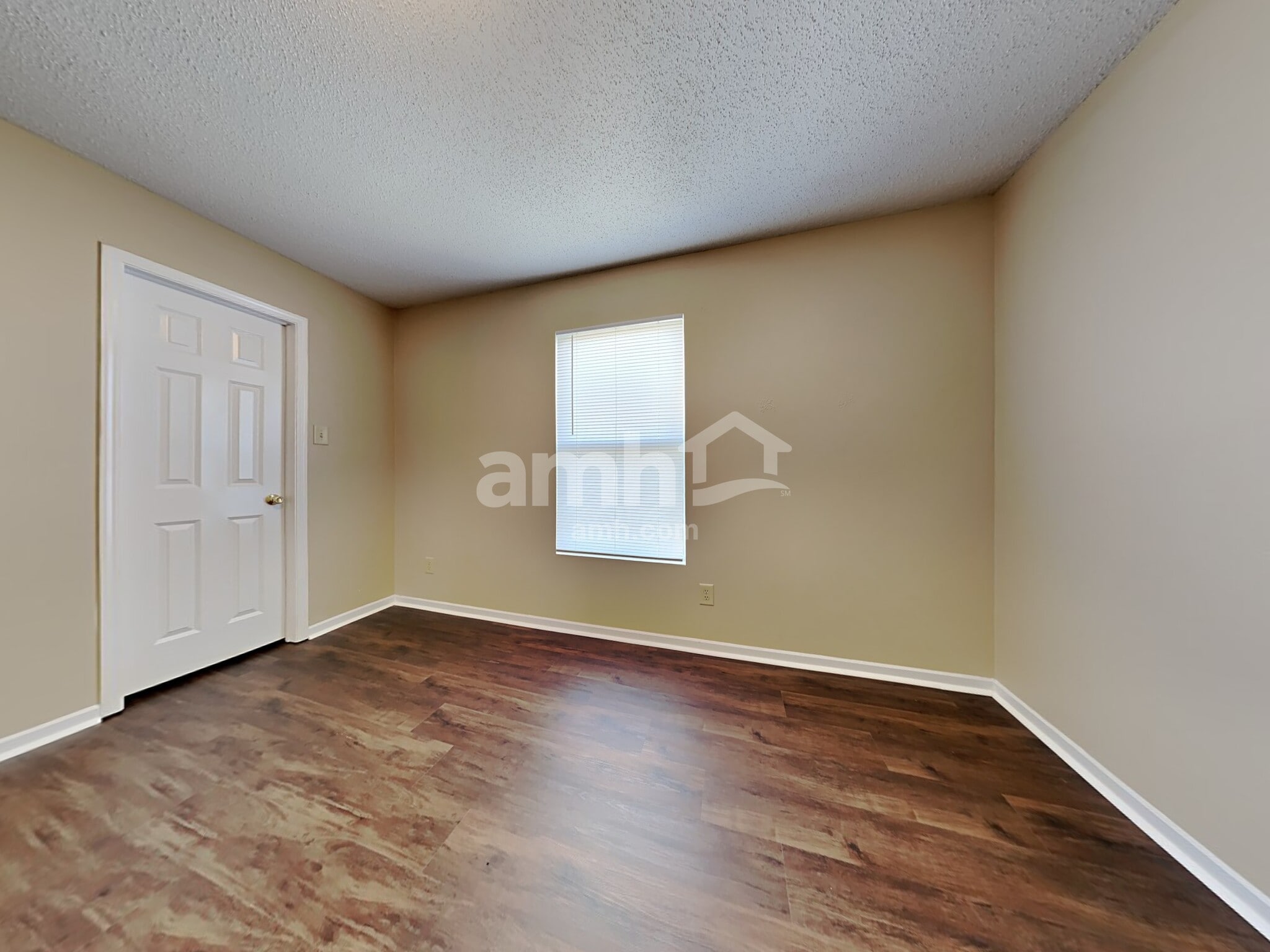 Building Photo - 936 Shenandoah Way