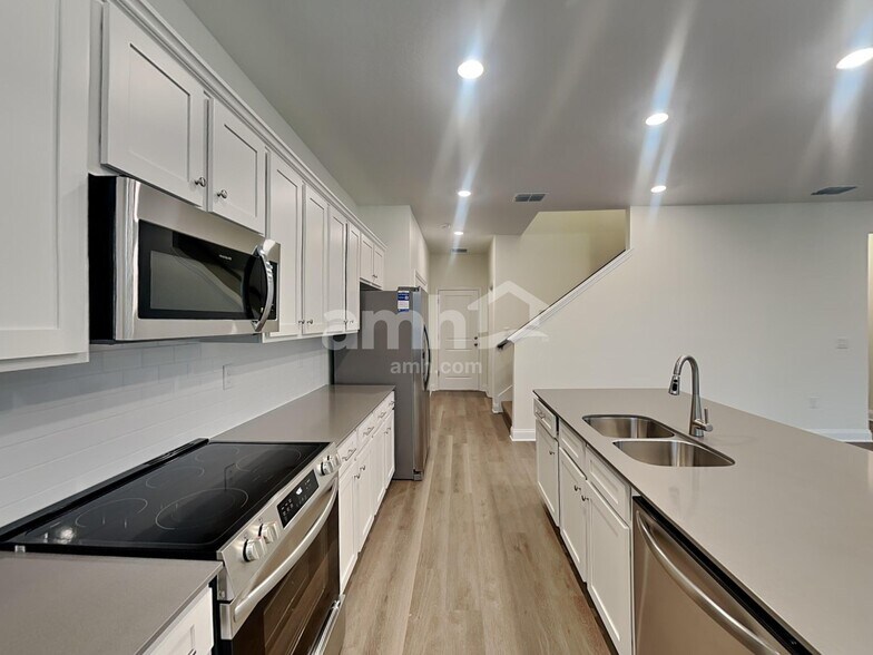 Building Photo - 141 GA-141