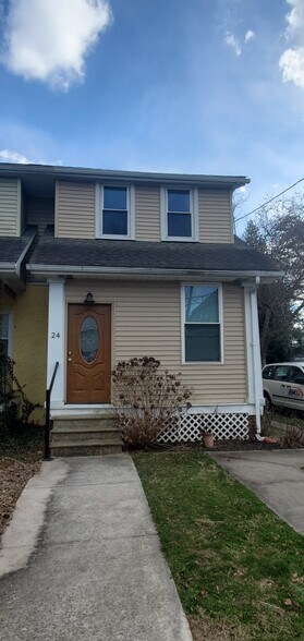 Building Photo - 24 W Champlain Ave