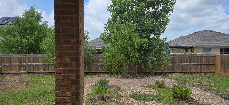 Building Photo - 11212 Raider Dr