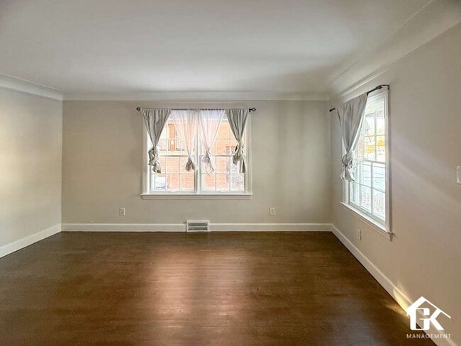 Building Photo - 13581 Penrod St