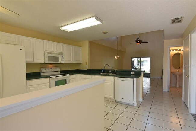 Building Photo - 2203 Cypress Knee Loop