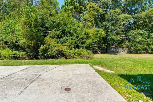 Building Photo - 127 Earle Taylor Ln