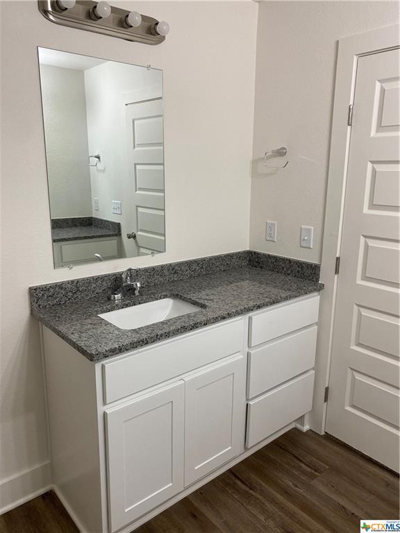 Building Photo - 909 Allie Wy