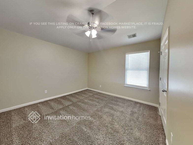 Building Photo - 107 Sanders Walk